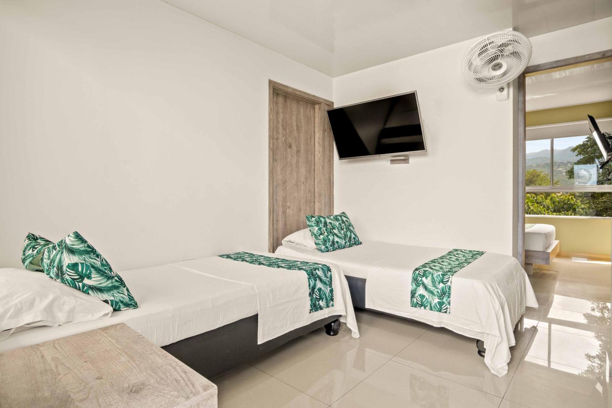 Hotel Eco Suite Кали Екстериор снимка
